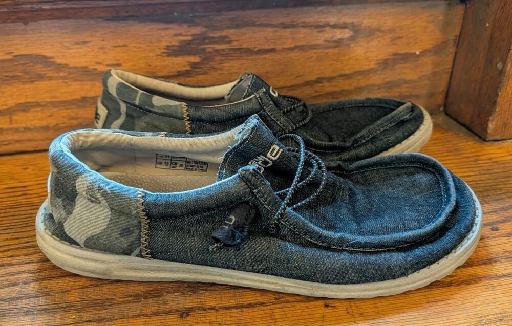 Hey Dude Wally Camo Dark Gray Shoes Men's 11 Slip On Sneakers
